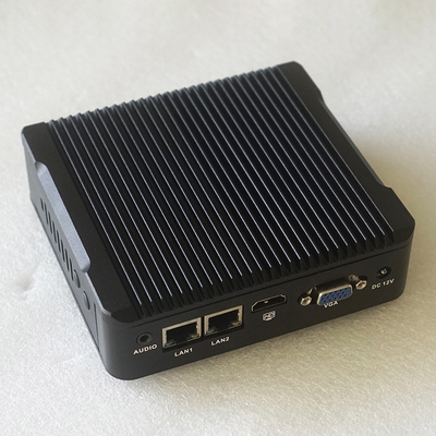 سعر جيد ويندوز® 10/11 متوافق مع الكمبيوتر الصناعي المصغّر مع 2 X M.2 NVME Storage و HDMI Display Port متصل