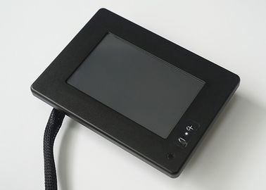 DC 12V IP65 شاشة تعمل باللمس مقاوم للماء 5 بوصة 1000 القمل 800 * 480 الاستخدام في الهواء الطلق